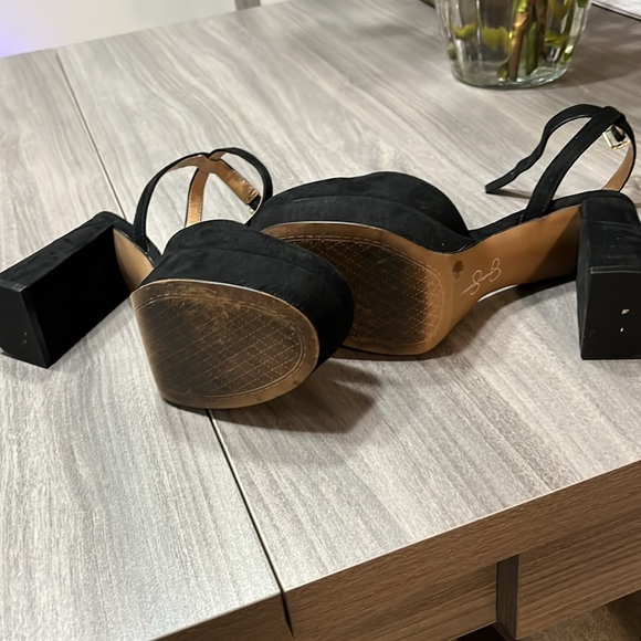 Jessica Simpson suede ankle strap platform heels. Worn 1 time. Great for holiday - Picture 4 of 5